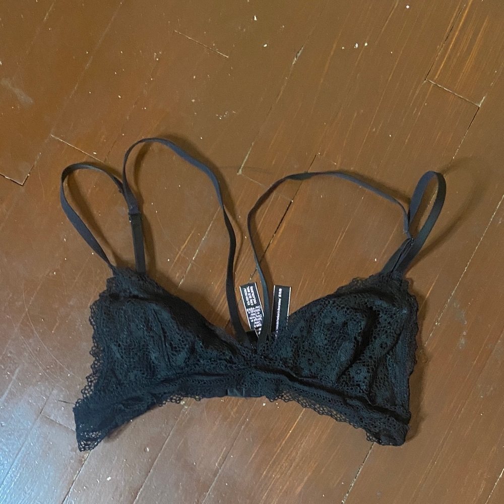 Victoria's Secret Elegant Black Lace Bralette